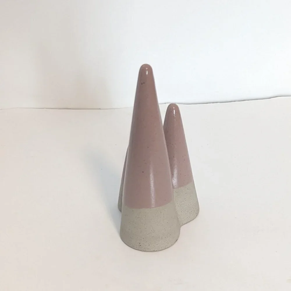 Ceramic Ring Holder‎ Jewelry Mountain Display Triple Cones MT